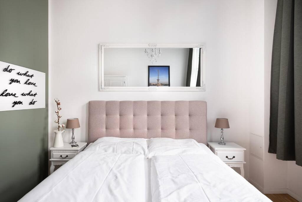Sc 05 By Rockchair Apartments L Superhost Status L 2 Bedrooms Boxspringbeds Balcony Elevator - Cozy Family & Business Flair Welcomes You! Берлин Экстерьер фото